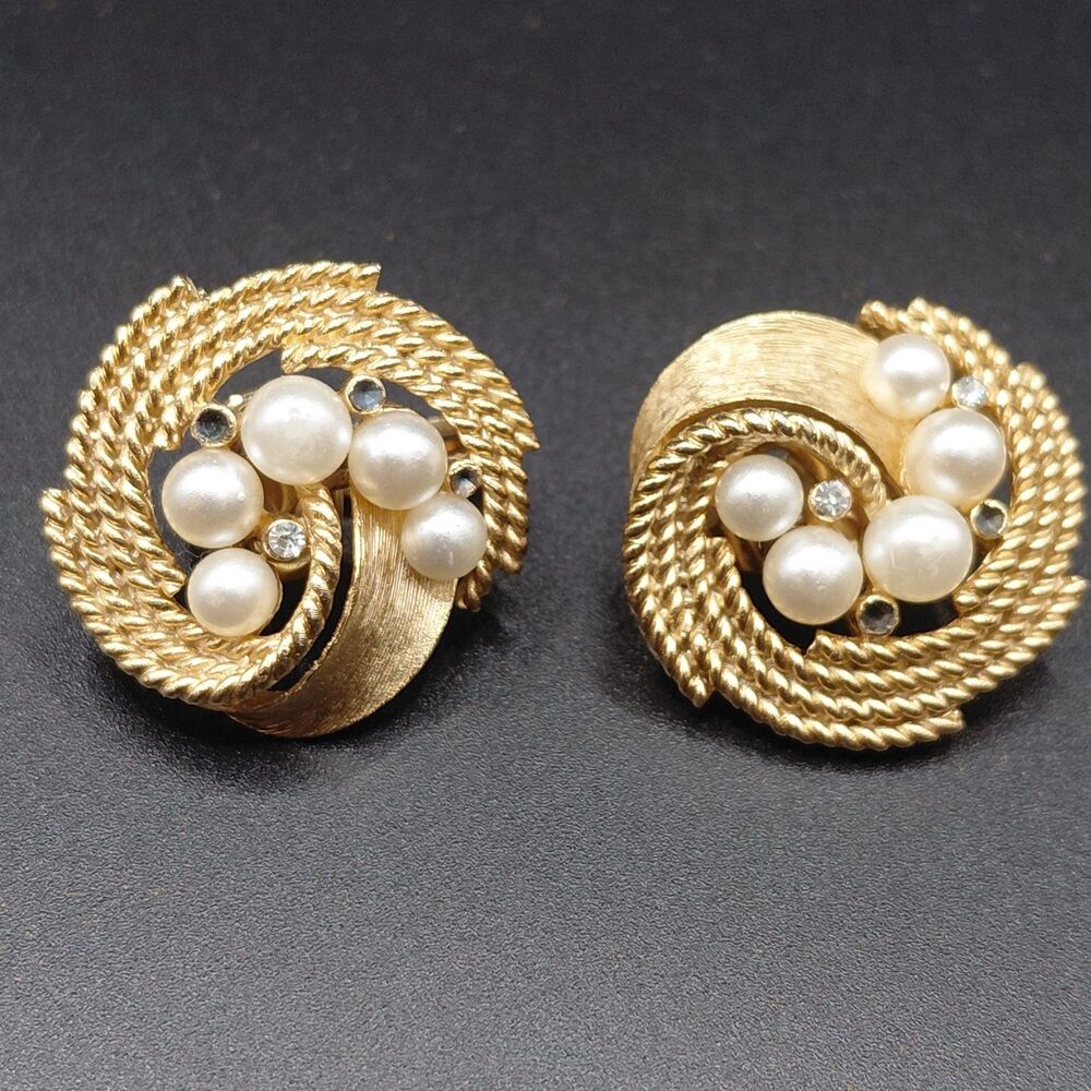 Trifari Signed Gold Tone Clip-On Earrings Faux Pearl Rhinestone Cluster